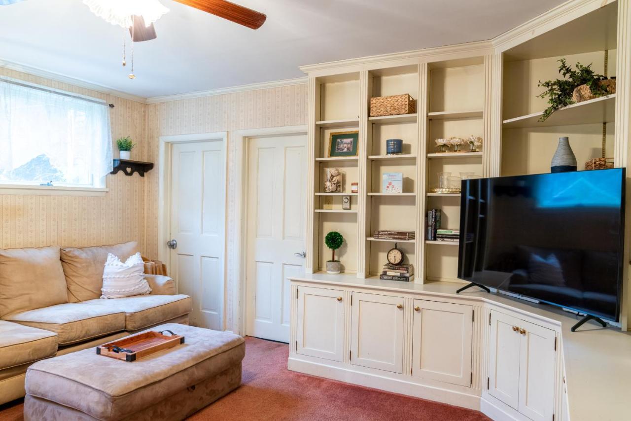 Charming Executive Victorian Mansion W/ Free Parking - Near Bucknell Villa Milton Luaran gambar